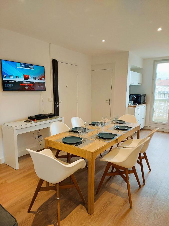 Champon - Lumineux 2 Chambres Avec Garage Prive - Tram A 1 Min Grenoble Luaran gambar