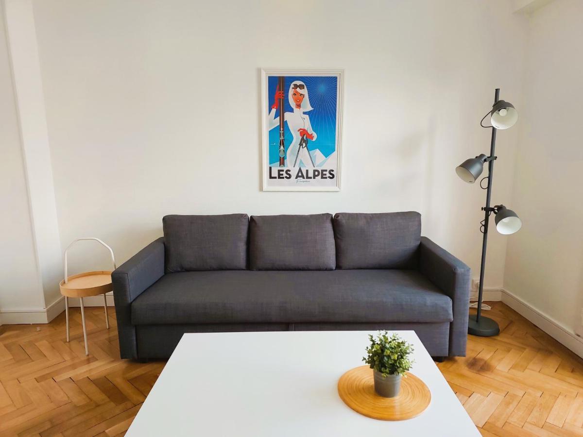 Champon - Lumineux 2 Chambres Avec Garage Prive - Tram A 1 Min Grenoble Luaran gambar
